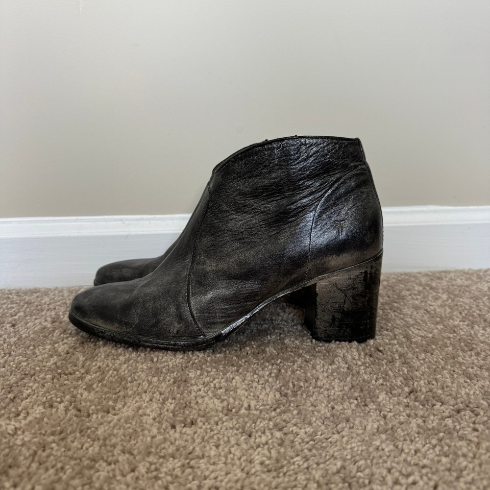 Frye Nora Metallic Silver Black Leather Ankle Boot Block Heel Side Zip Women 9.5